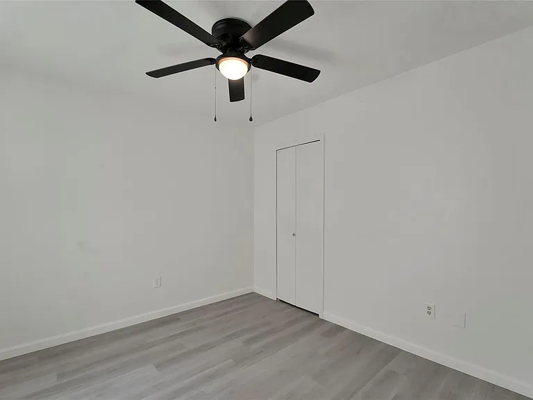 1019 Sanders Dr — Photo 18