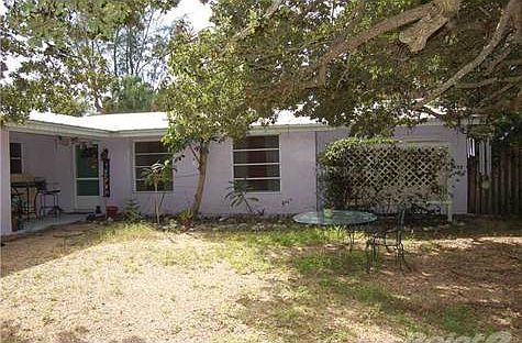 1st image of 5042 Oxford Dr