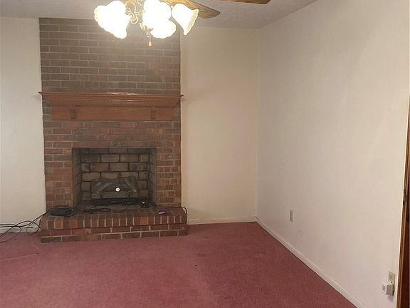 4th image of 4332 S Robeson Rd