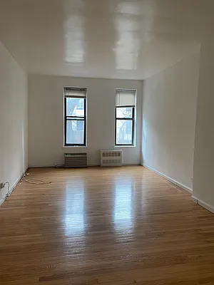 Rented by Douglas Elliman | media 14