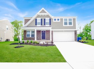 7065 Honeylocust St, Tipp City, OH 45371