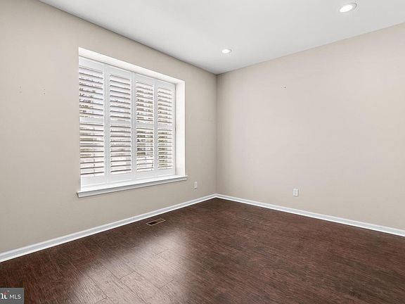5th image of 186 Lattice Ln