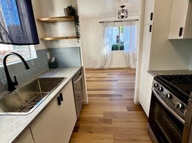 658 W 23rd St, San Pedro, CA