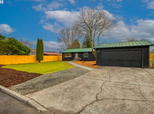 971 S Magnolia St, Cornelius, OR 97113