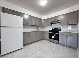 41-18 147th St #3, Flushing, NY 11355