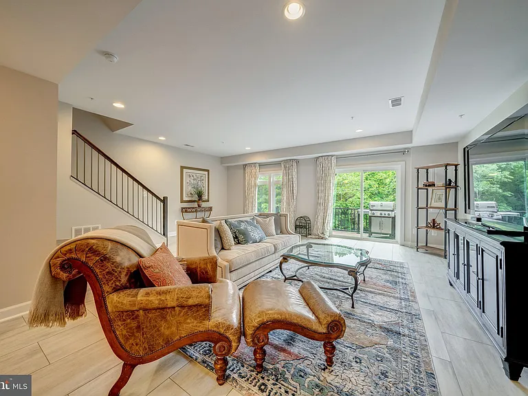 1521 Ribbon Limestone Ter SE — Photo 5