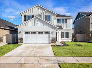 216 N Sevenoaks Ave, Eagle, ID 83616