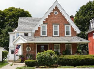 16 Elizabeth Street, Port Jervis, NY 12771