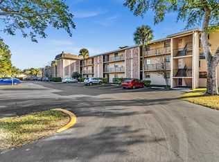 3351 NW 85th Ave APT 215, Coral Springs, FL 33065