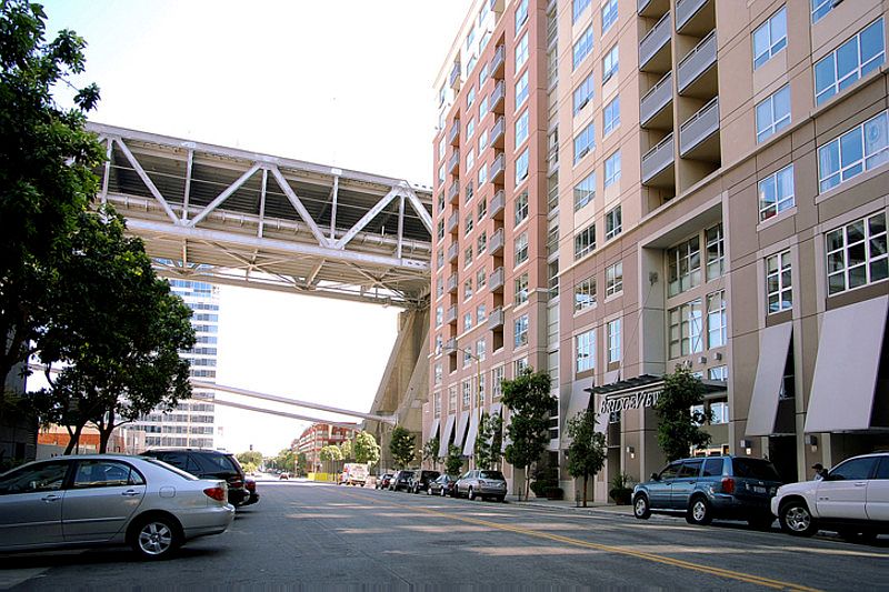 1st image of 400 Beale St APT 706