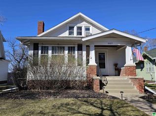 3327 Jones St, Sioux City, IA 51104