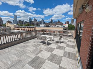 600 S 9th St UNIT 302, Philadelphia, PA 19147