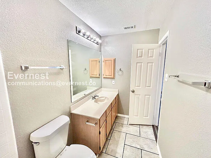 1608 Willow Crk — Photo 19
