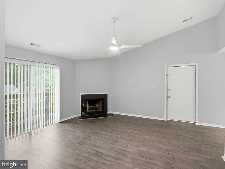11510 Little Patuxent Pkwy #407 — Photo 9