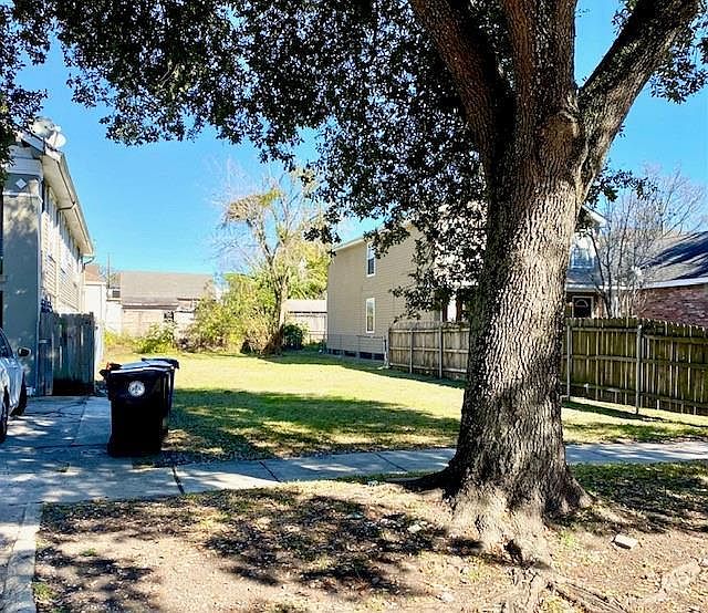 1st image of 1823 Ursulines Ave