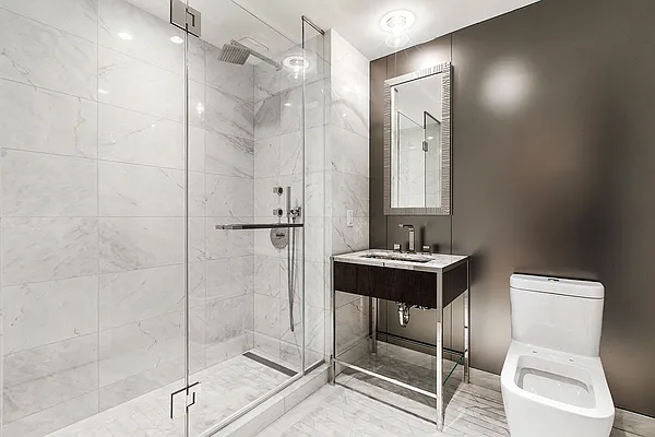 Rented by Nooklyn NYC LLC | media 17