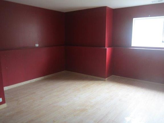 3rd image of 1512 S Kolin Ave