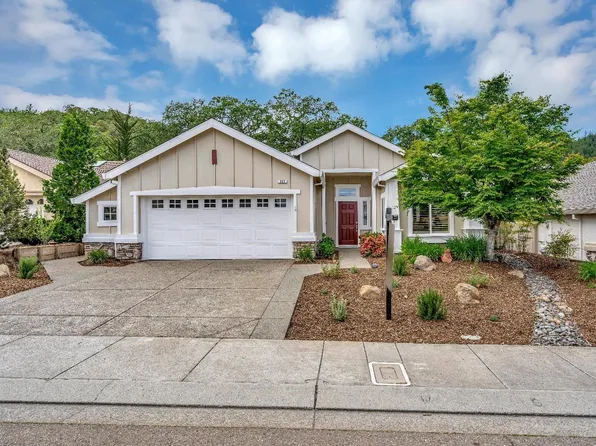 303 Icaria Court, Cloverdale, CA 95425