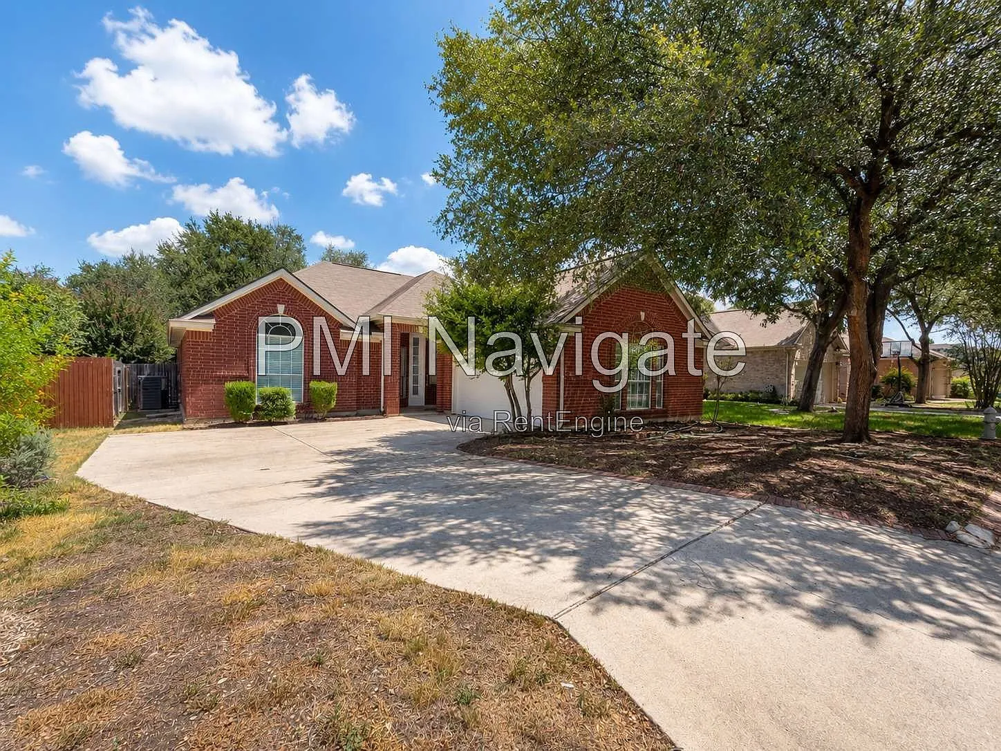 3 bed, 2.0 bath, 1743 sqft, $1,800 — Photo 3