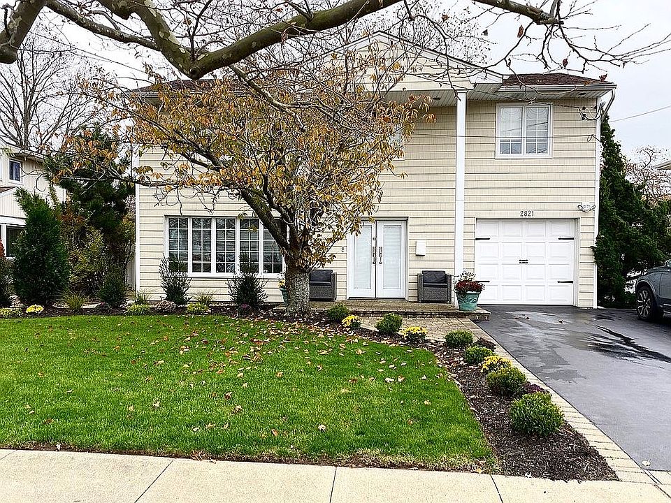 1st image of 2821 Bellmore Ave