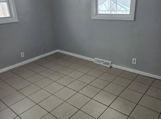 5450 N 92nd St #5450, Milwaukee, WI 53225