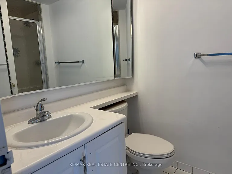 265 Enfield Pl #1403 — Photo 44