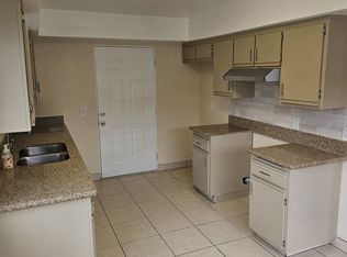 7015 Chanslor Ave, Bell, CA 90201