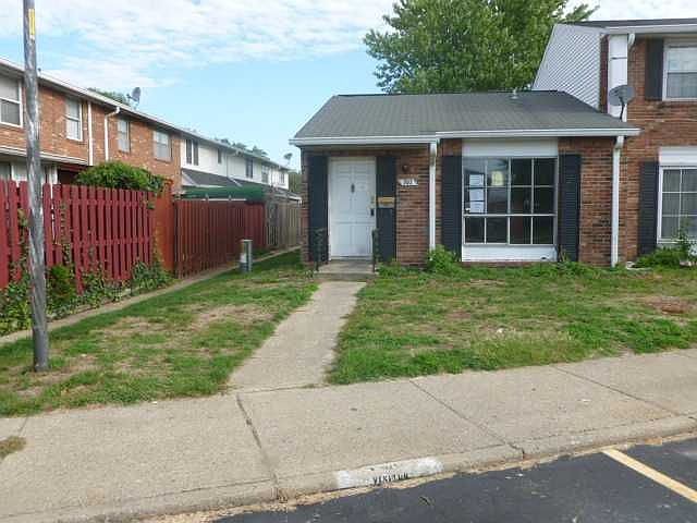 1st image of 702 Southfield Ct