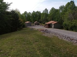 185 Southwind Ln, Burkesville, KY 42717