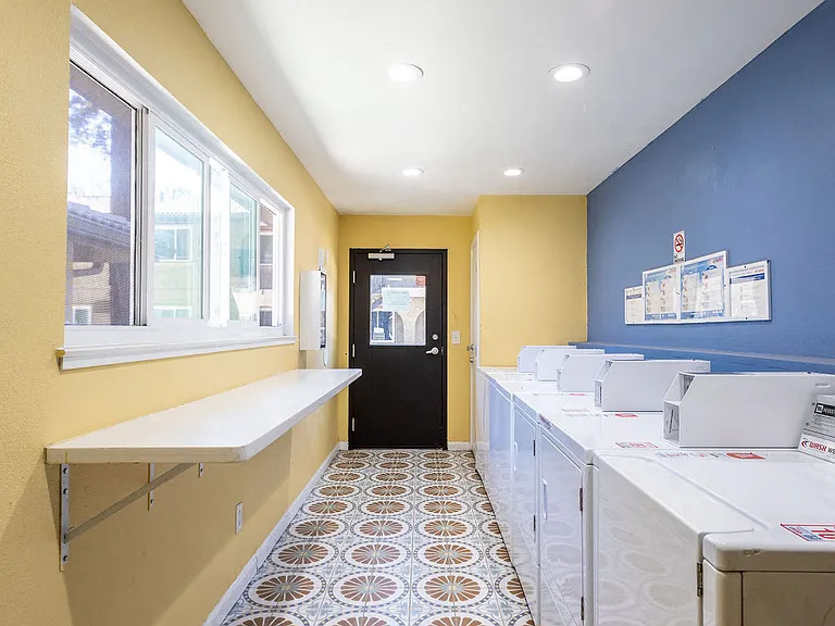 Terrazo Apartments — Photo 2