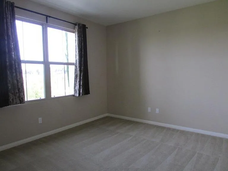 123 Thornhurst — Photo 8