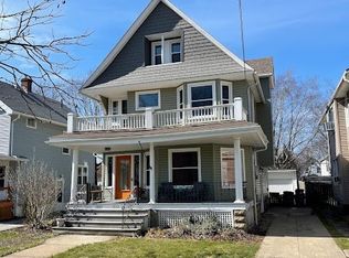 1660 Cordova Ave, Lakewood, OH 44107
