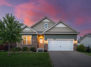 13690 Applewood Trl, Rosemount, MN 55068