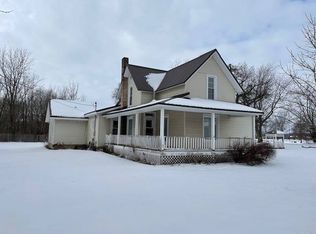 1146 N Main St, Nappanee, IN 46550
