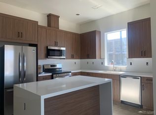 210 Pinon St #18, Tehachapi, CA 93561