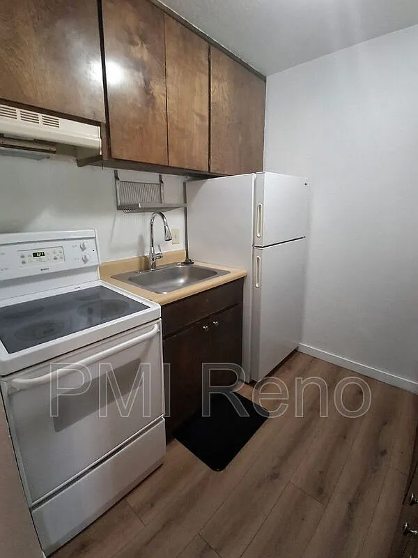 Studio, 1.0 bath, 451 sqft, $1,383 — Photo 3