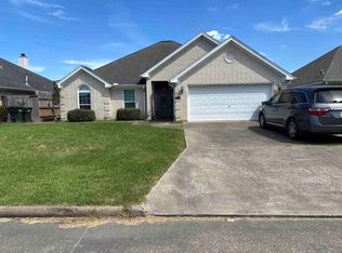 8120 Friar Point Dr, Port Arthur, TX 77642