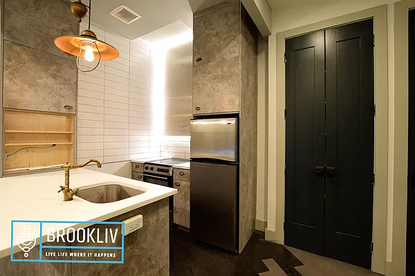 Rented by null | media 16