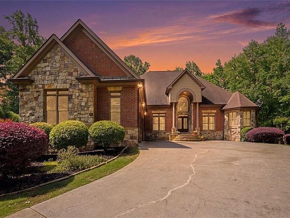 3rd image of 211 Arbor Green Run