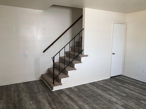 5th image of 1410 New York Ave APT 17