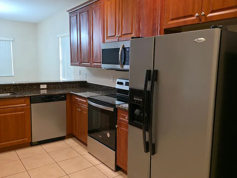 1110 Chervil Dr — Photo 8
