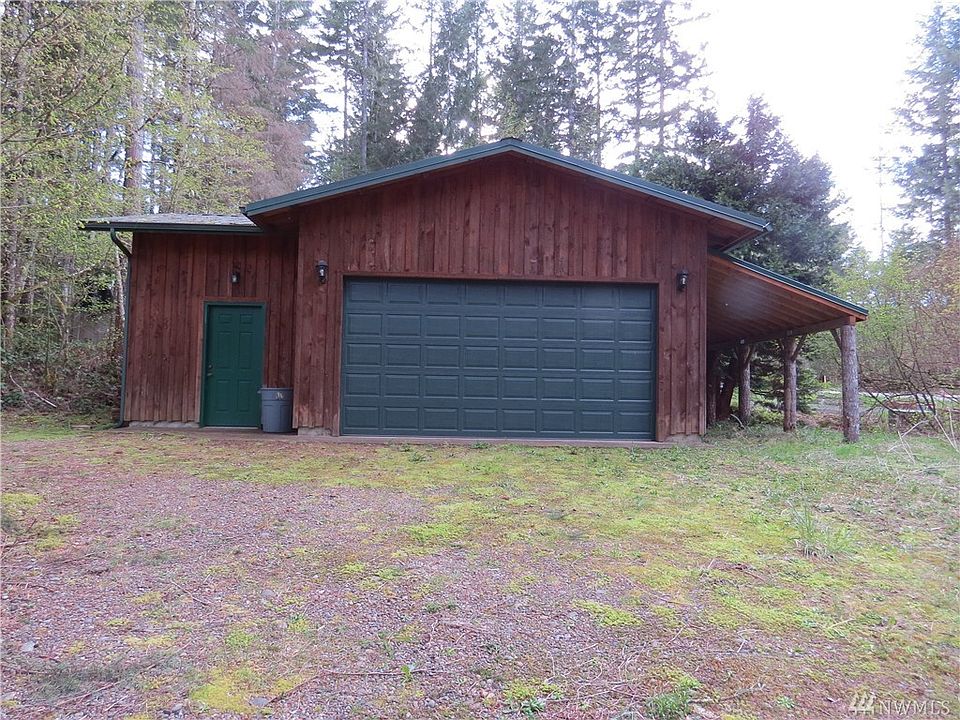 2nd image of 241 N Beaver Dr