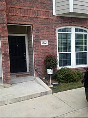 3rd image of 305 Holleman Dr #1402
