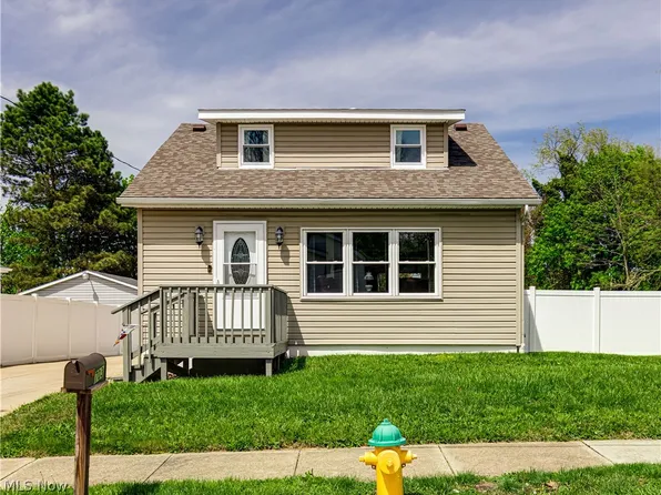 703 Annapolis Ave, Akron, OH 44310