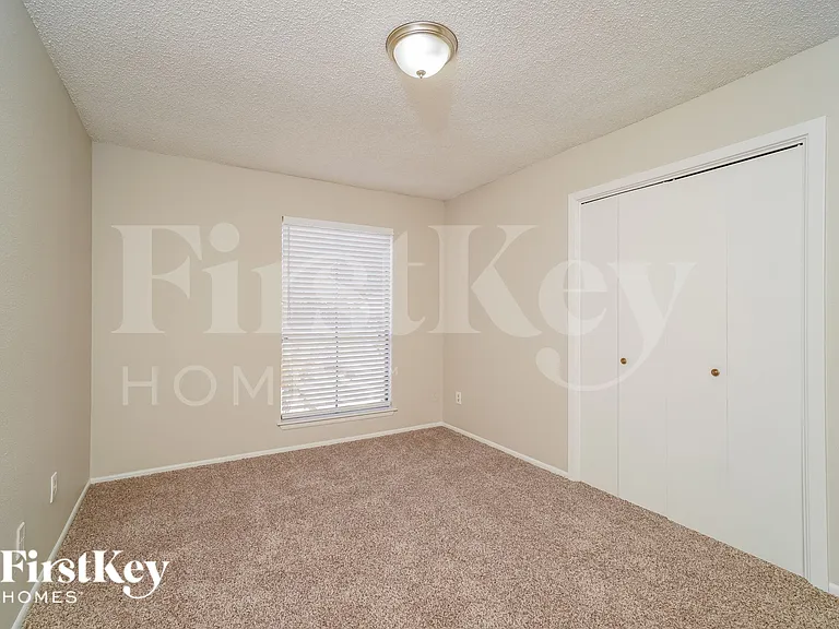 1702 Jay Schellman St — Photo 11