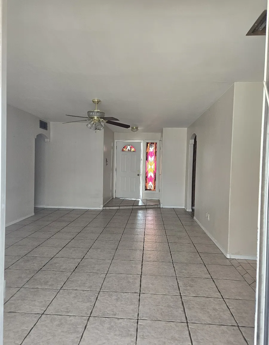 3 bed, 1578 sqft, $1,900 — Photo 3