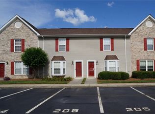 205 Gordon Terrace Rd, Kernersville, NC 27284