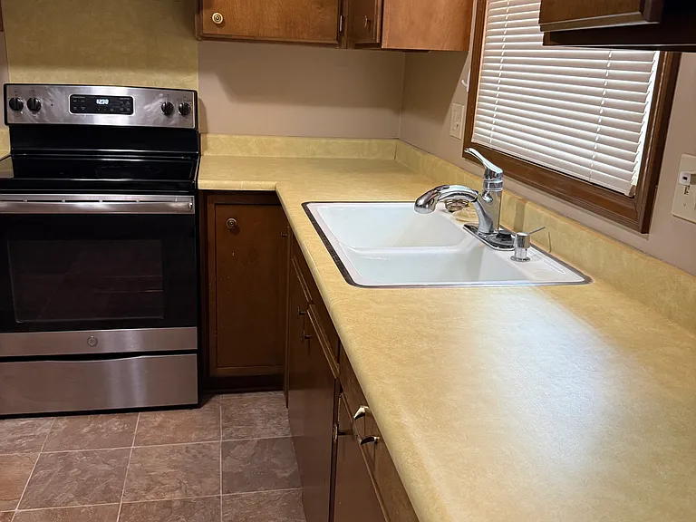 1119 Morningside Dr — Photo 22
