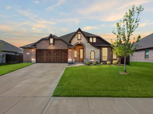 240 Resting Place Rd, Waxahachie, TX 75165