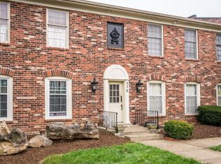 279 Salisbury Sq APT 103, Saint Matthews, KY 40207